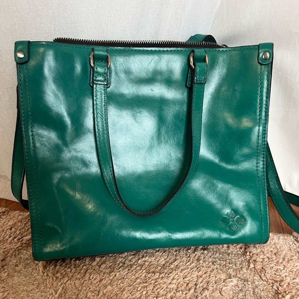 Green real leather Patricia Nash handbag
